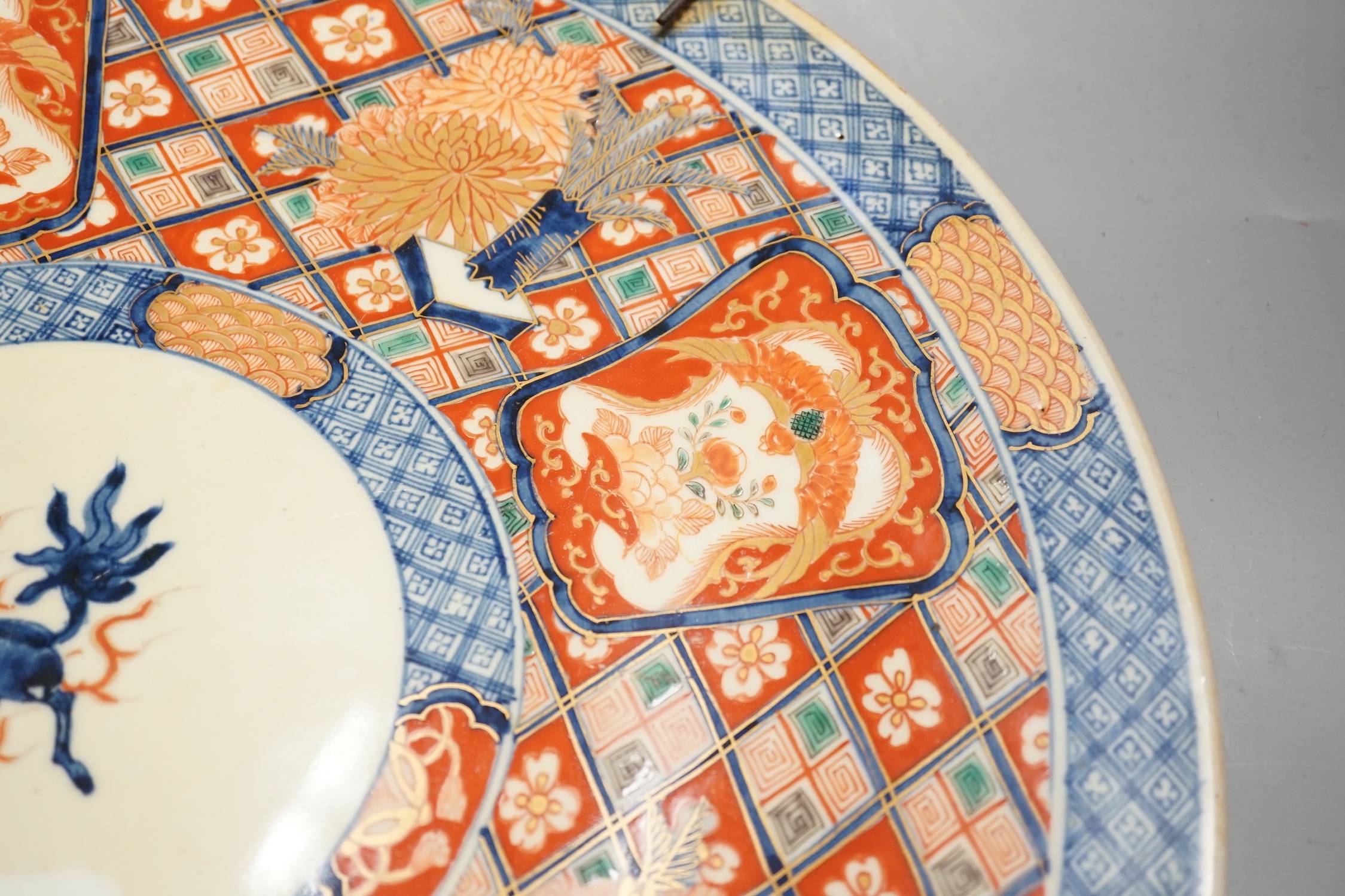 A Japanese Imari charger, Meiji period - 47.5cm wide
